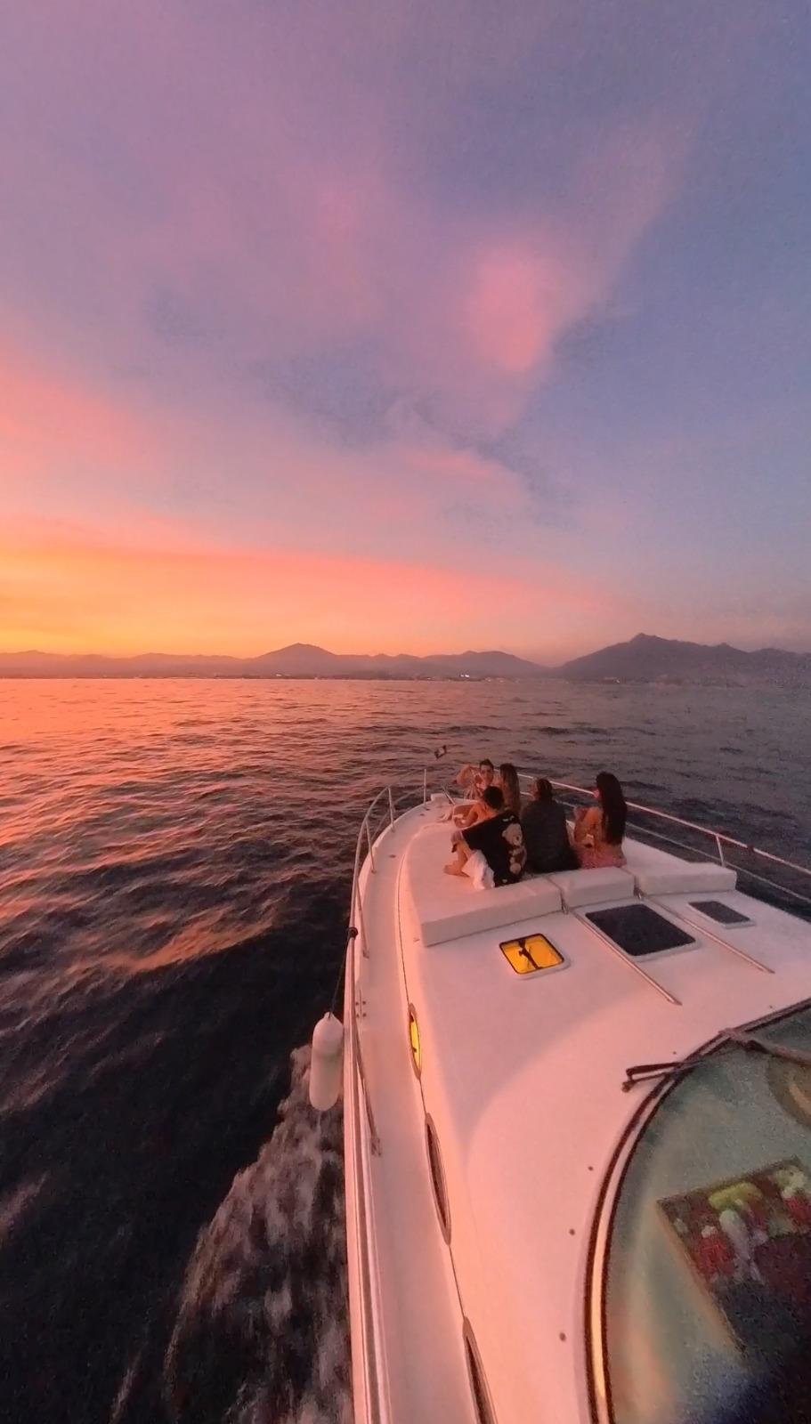 Sea Ray 370 Sundancer - Paseo