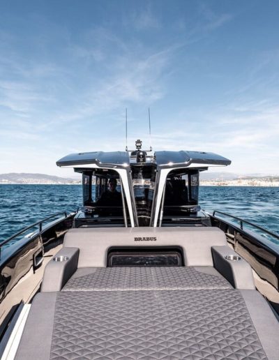 Brabus Shadow 900 - Black Ops - Proa