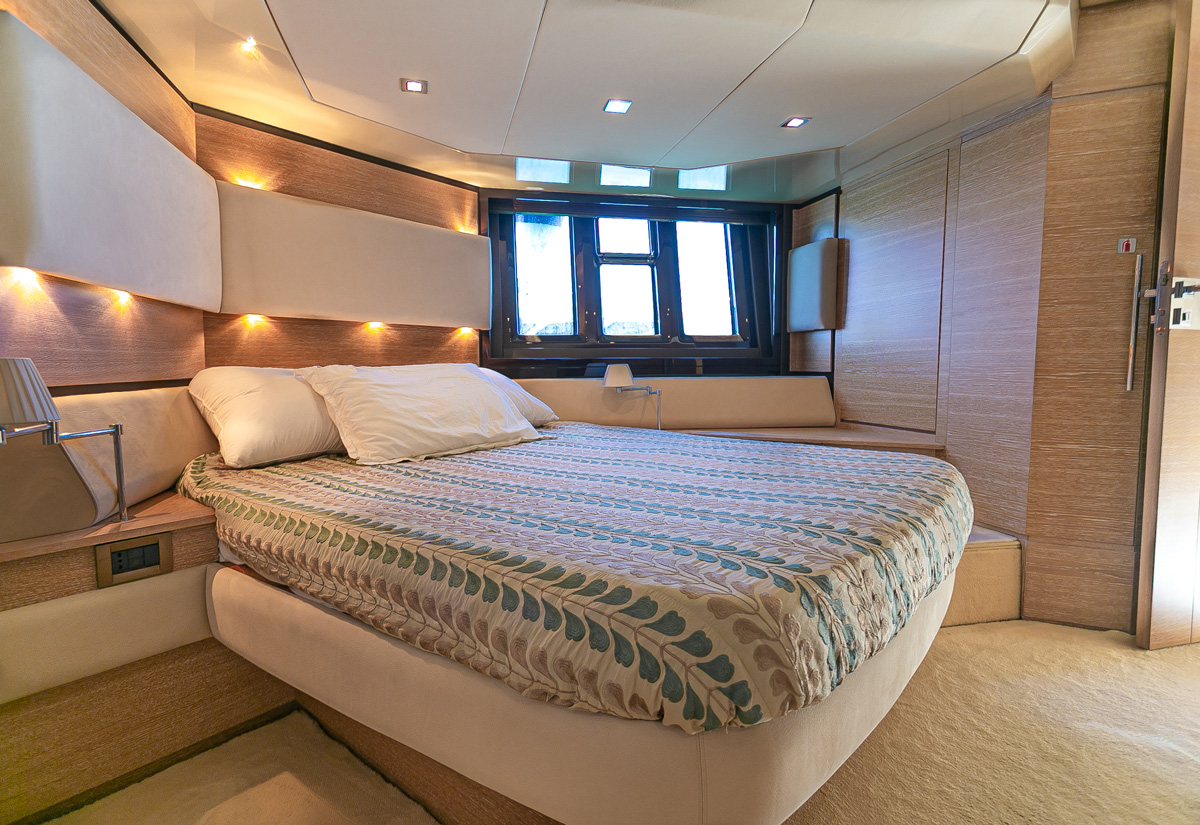 Azimut 58 – Hauptkabine
